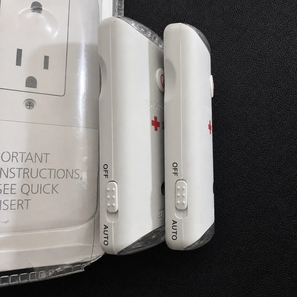 Eton American Red Cross Blackout Buddy Emergency Flashlight Night Light 2-Pack